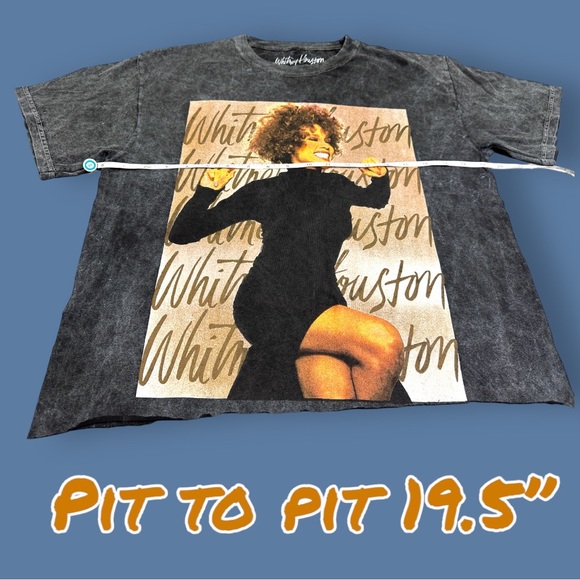 NWOT Whitney Houston High-Low Cropped T-Shirt in Mineral Washed Black. Size M - Picture 7 of 9